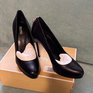 New Michael Kors Elegant Black Heels